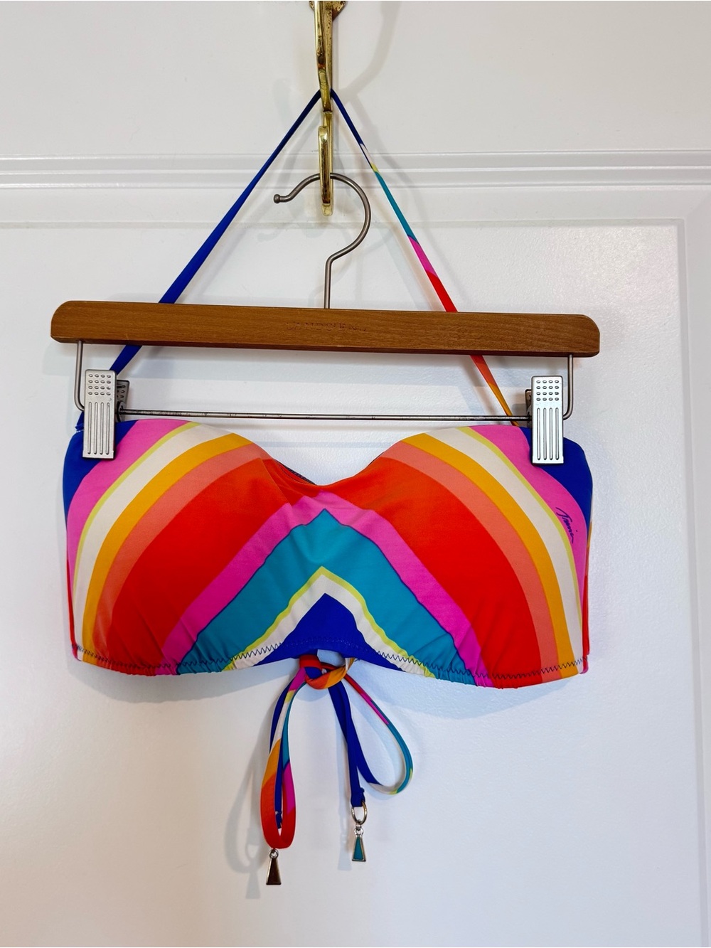 Trina Turk Swim Suit Bikini Top Bandeau Halter Neck Sunset Chevron Rainbow Sz M